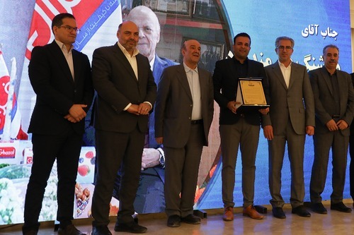 تقدیر از برترین های صنعت پلاستیک یزد